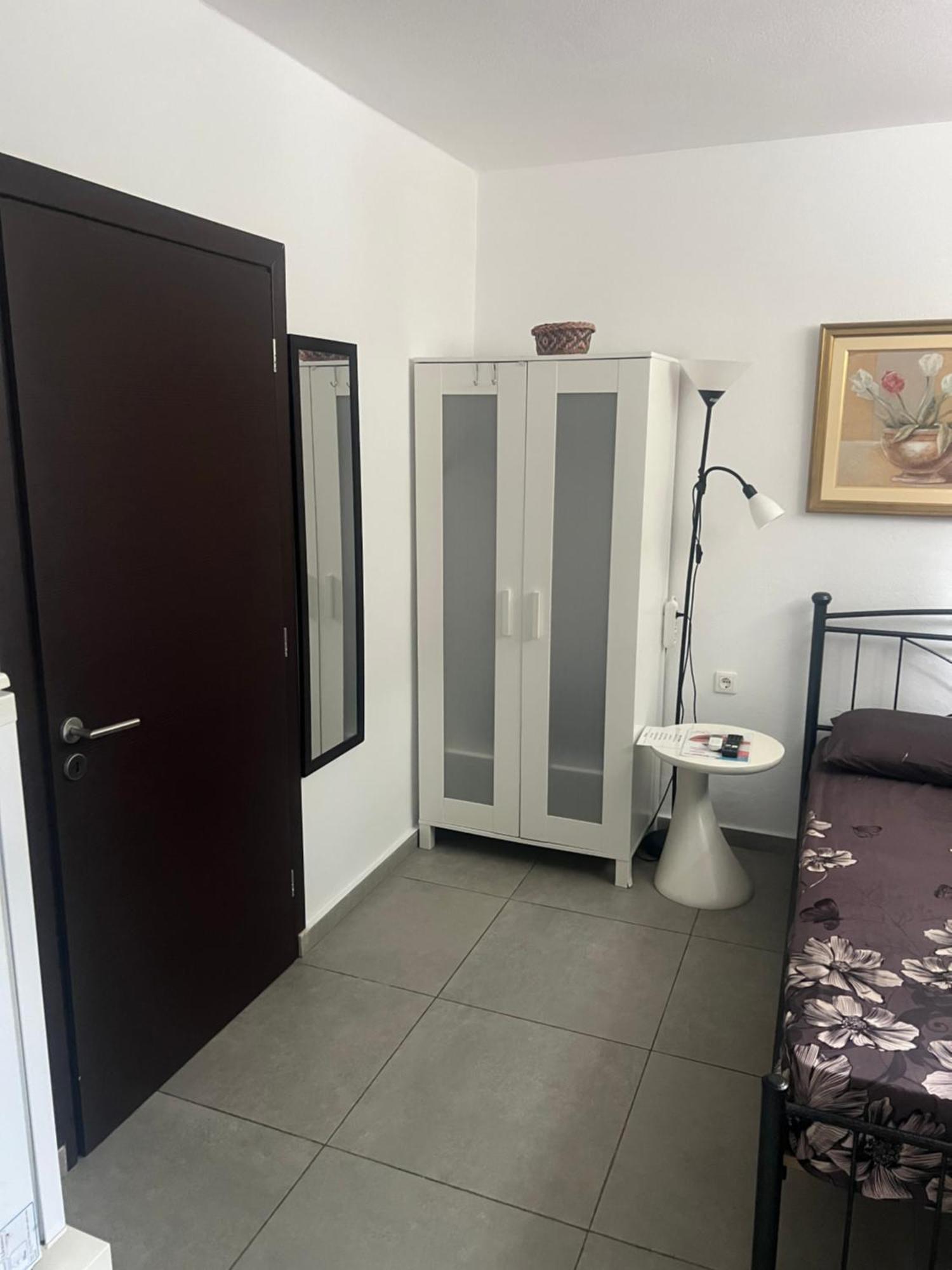 Centrally Located Private Guest house